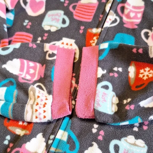 Cozy Kids One Piece Footed Pajama with Hot Cocoa Print Size 6 - Picture 4 of 4